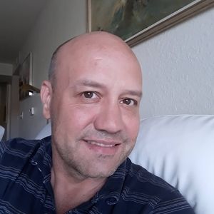 Meet your Posher, Beau